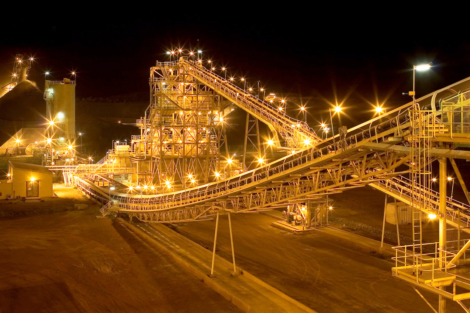 Newmont säljer guldgruva för 1 miljard dollar