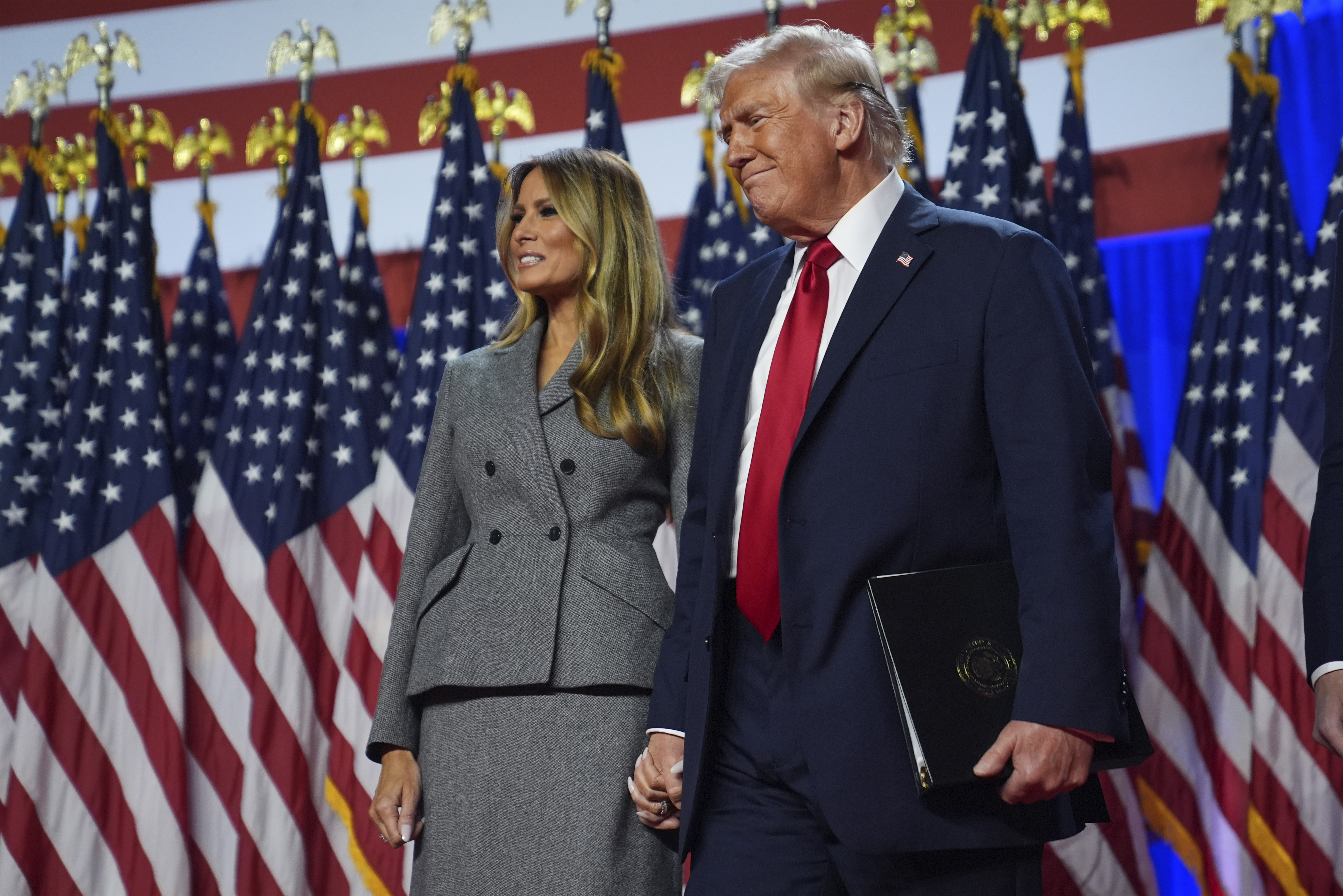 Trump och Melania lanserar egna kryptovalutor – rusar i värde