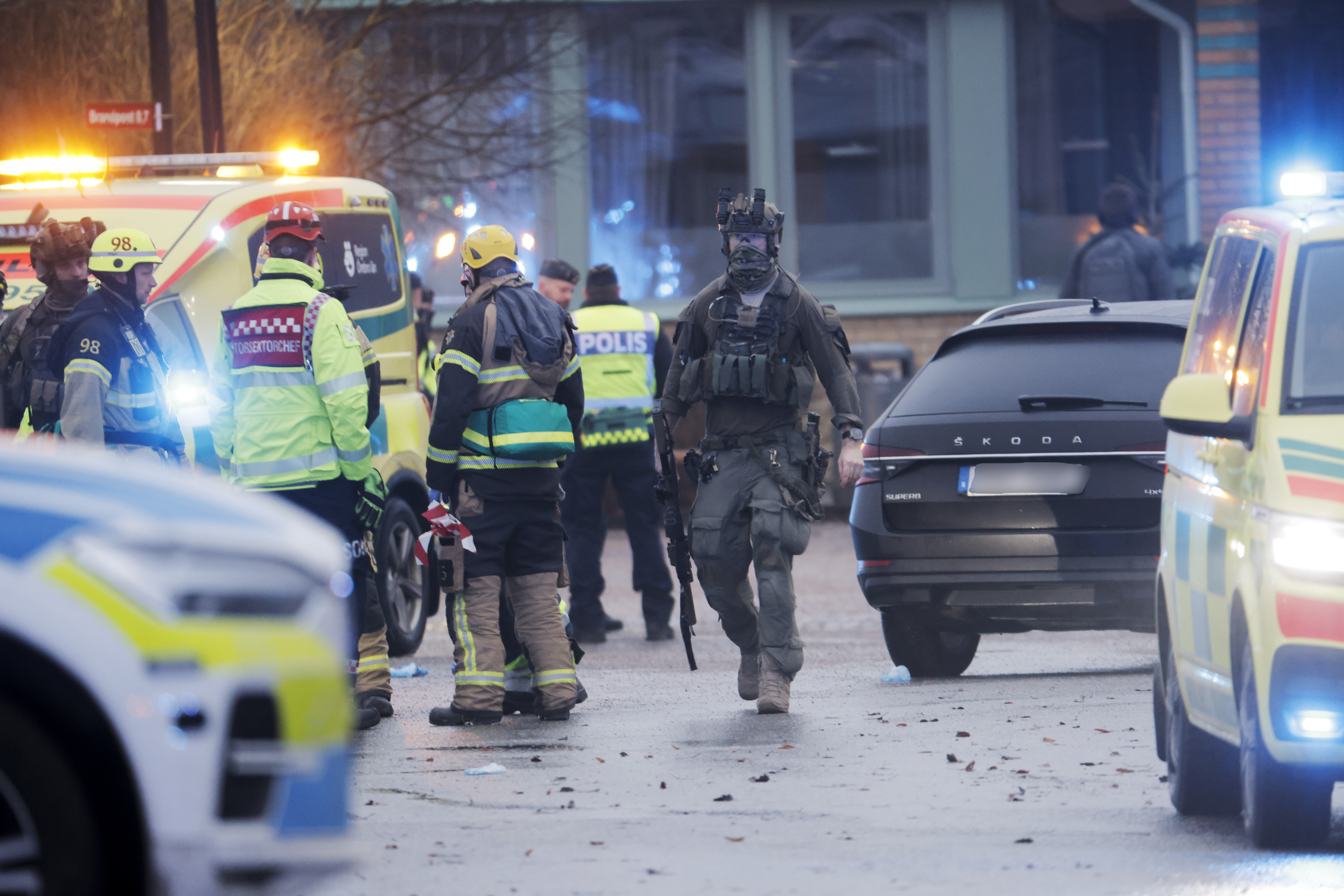 Polisen: 10-tal döda efter skjutning i Örebro