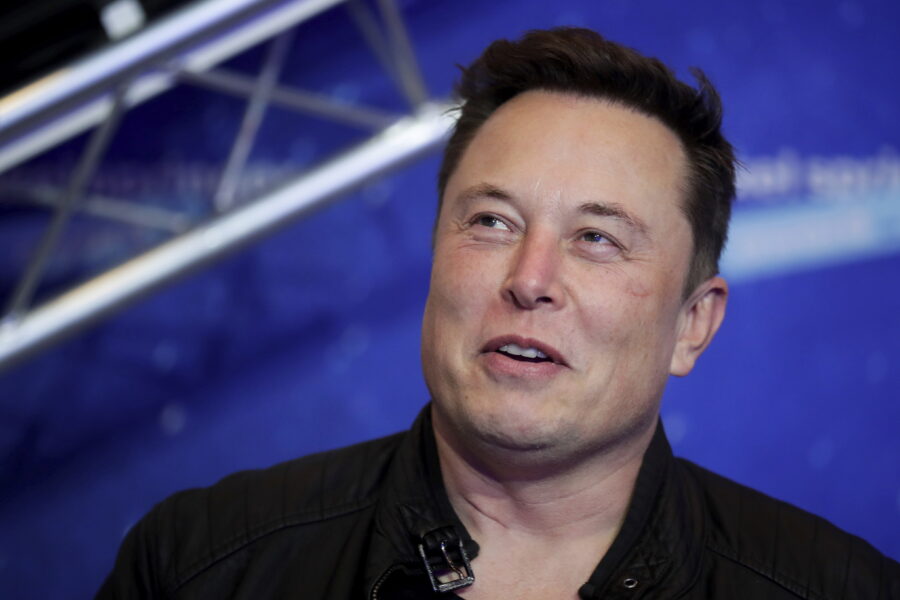 Musk besluten att vara VD för Tesla om fem år - Russia Ukraine War Satellites