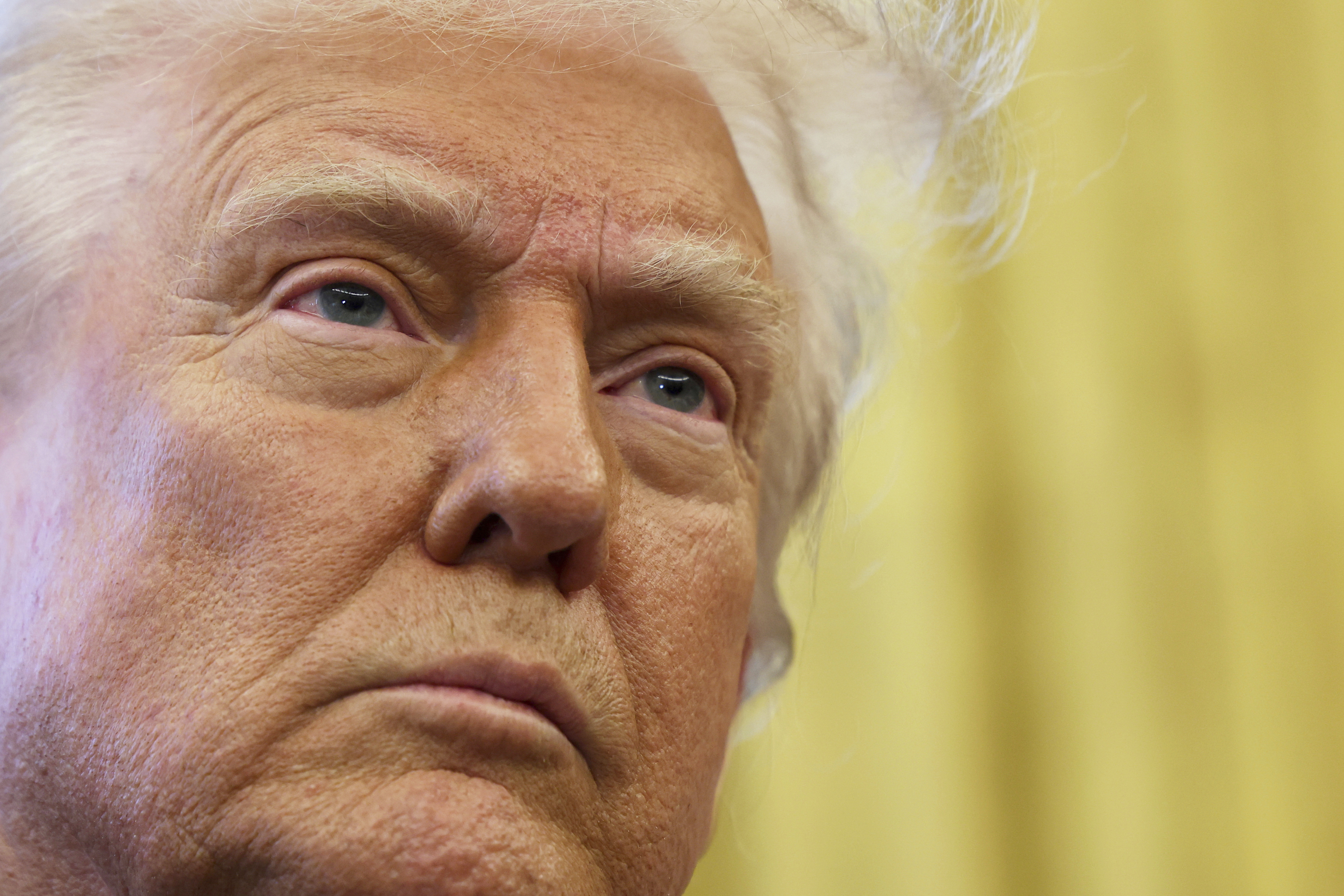 Trumps tullar mot omvärlden träder i kraft – Kinas är på 104%