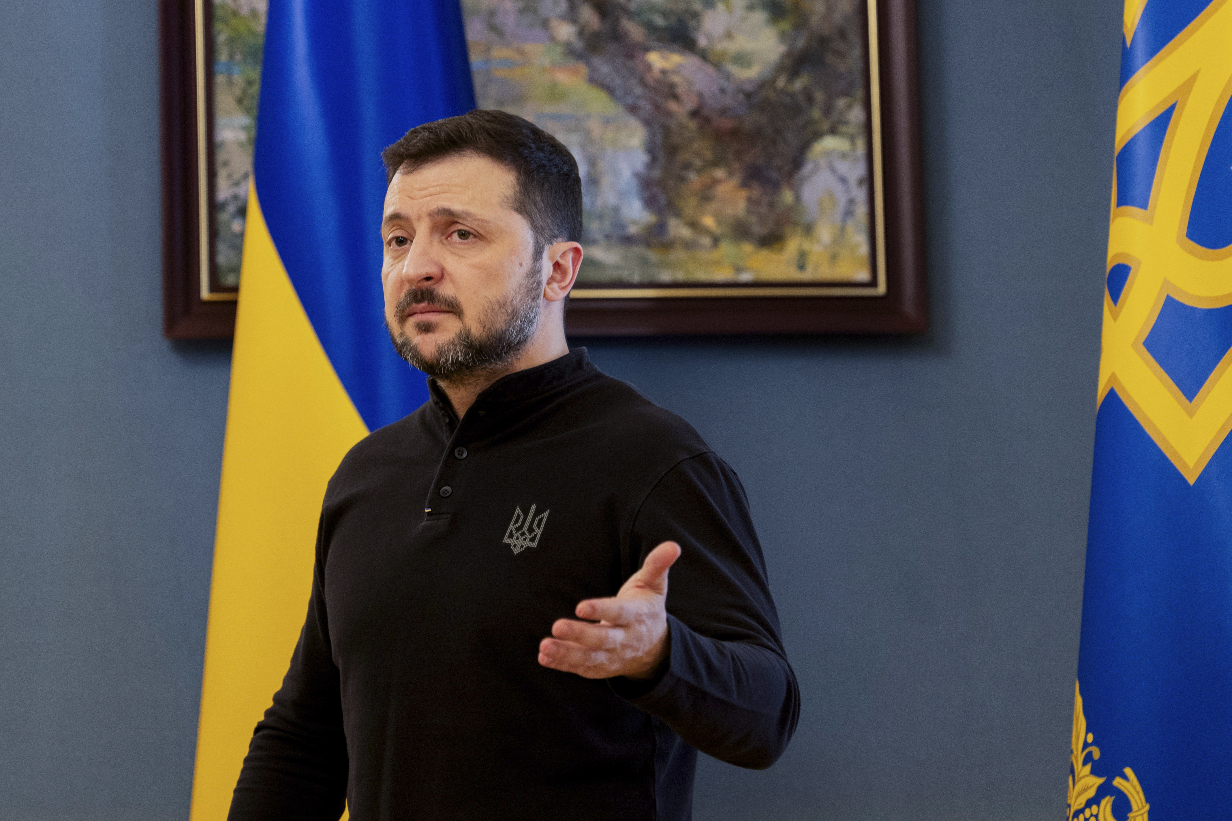 Uppgifter: Ukraina pressas till att ge upp Nato och Krimhalvön