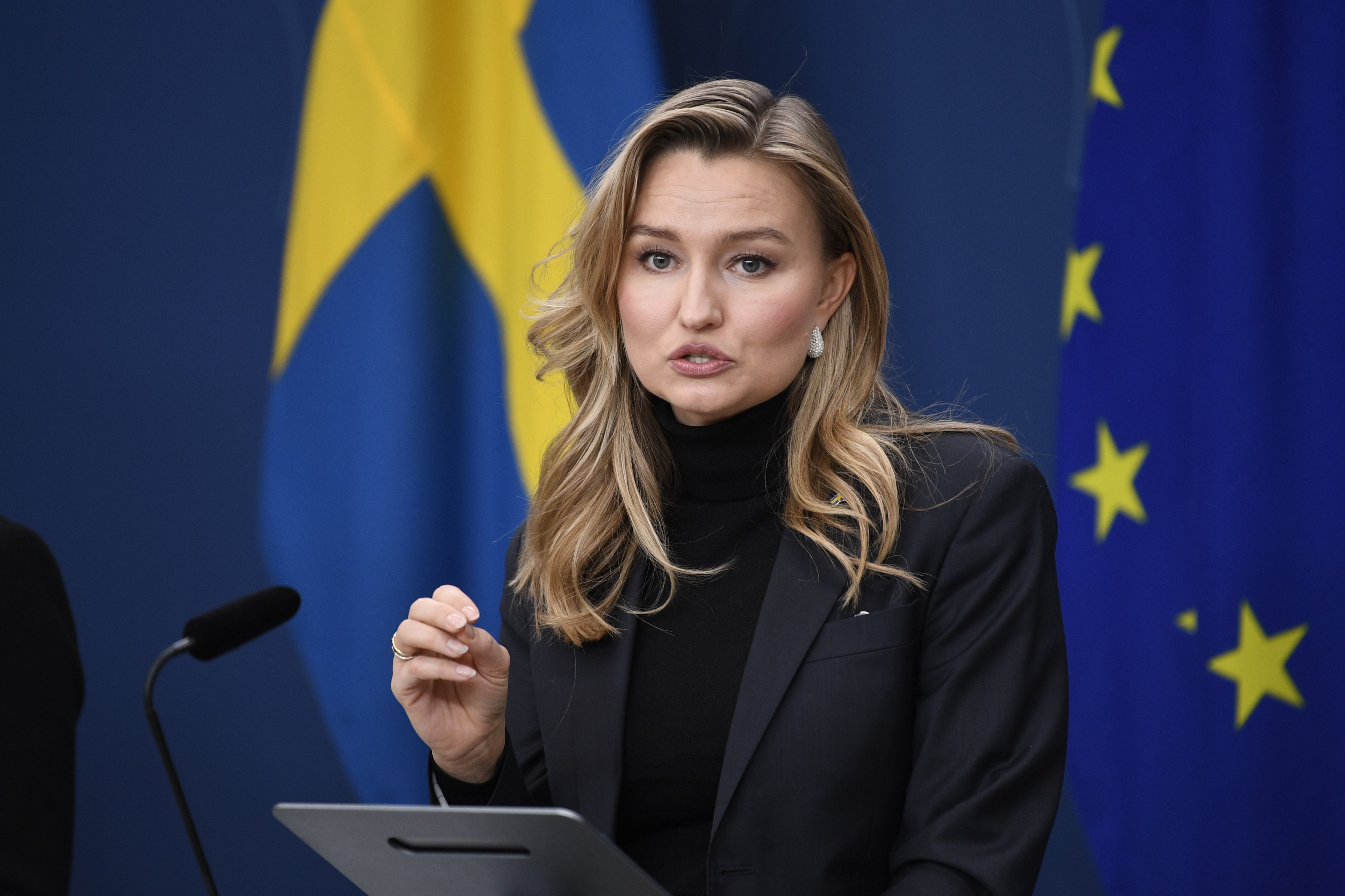 Regeringen ber Business Sweden om hjälp efter Northvolts konkurs