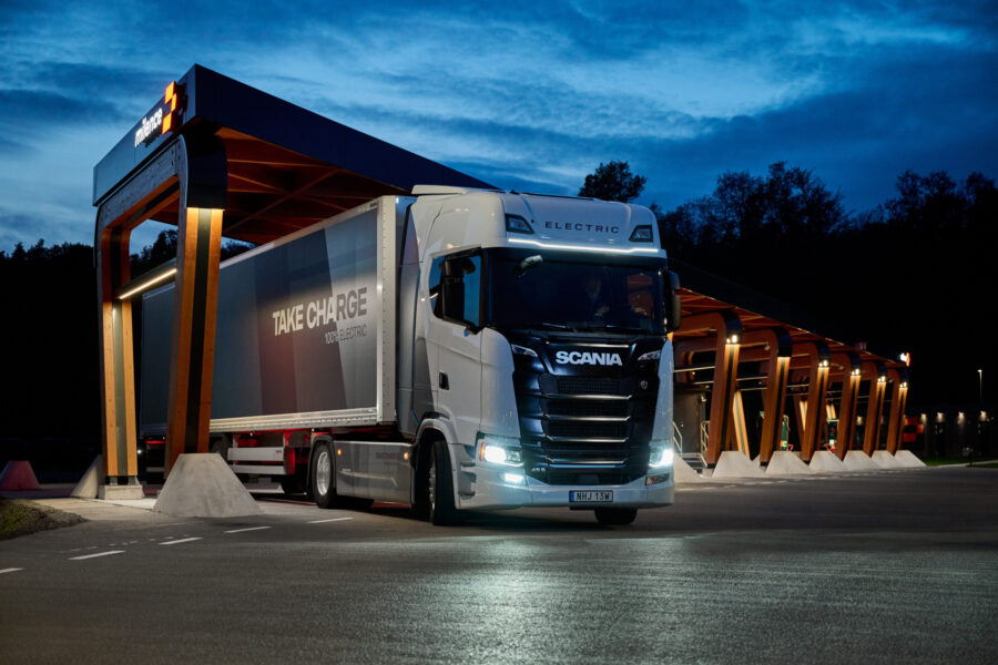 Scania 45 S BEV 4x2 Highline, General cargo transport