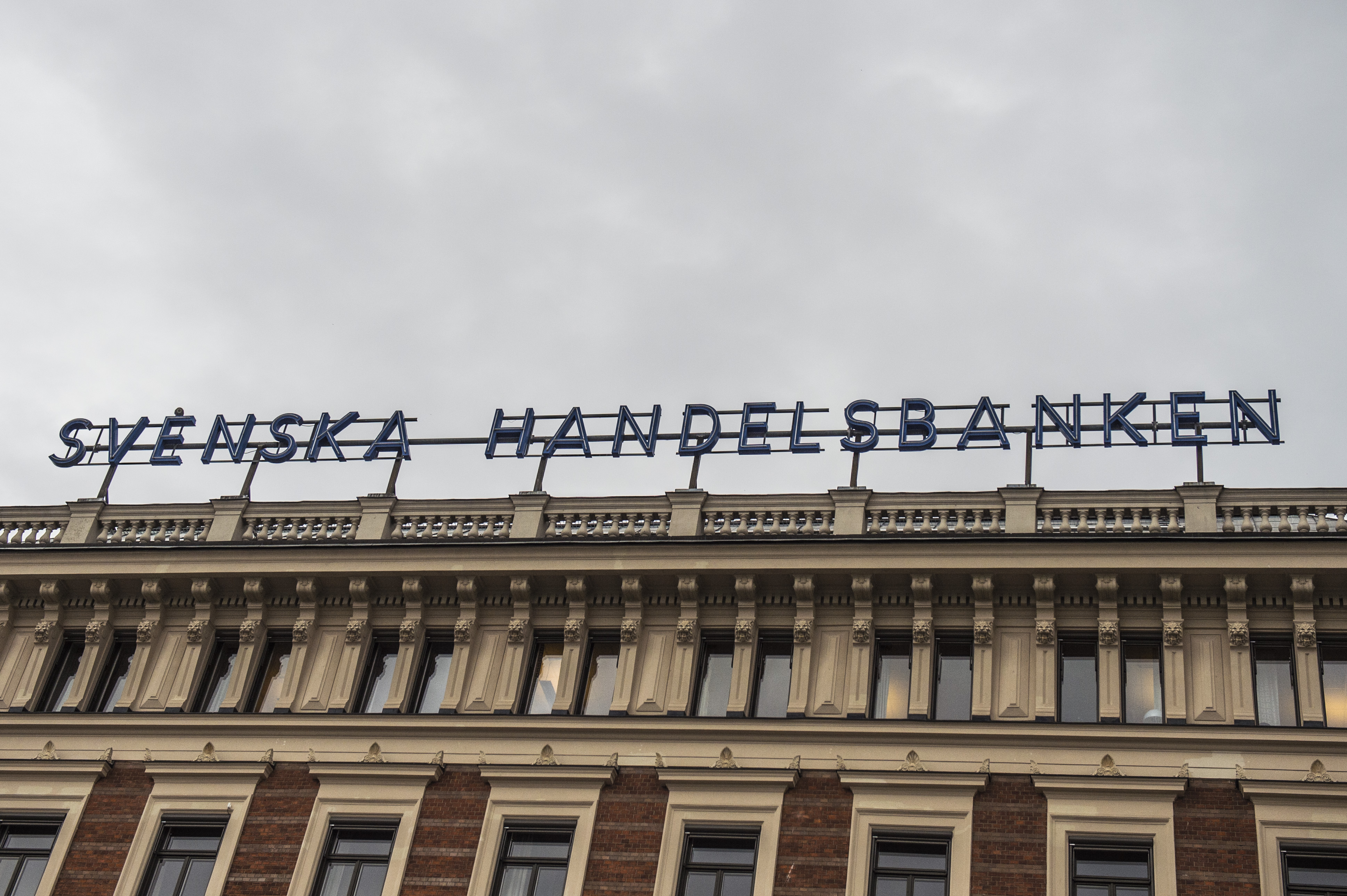 Handelsbanken: Trots sänkta vinstprognoser – köp Atlas Copco