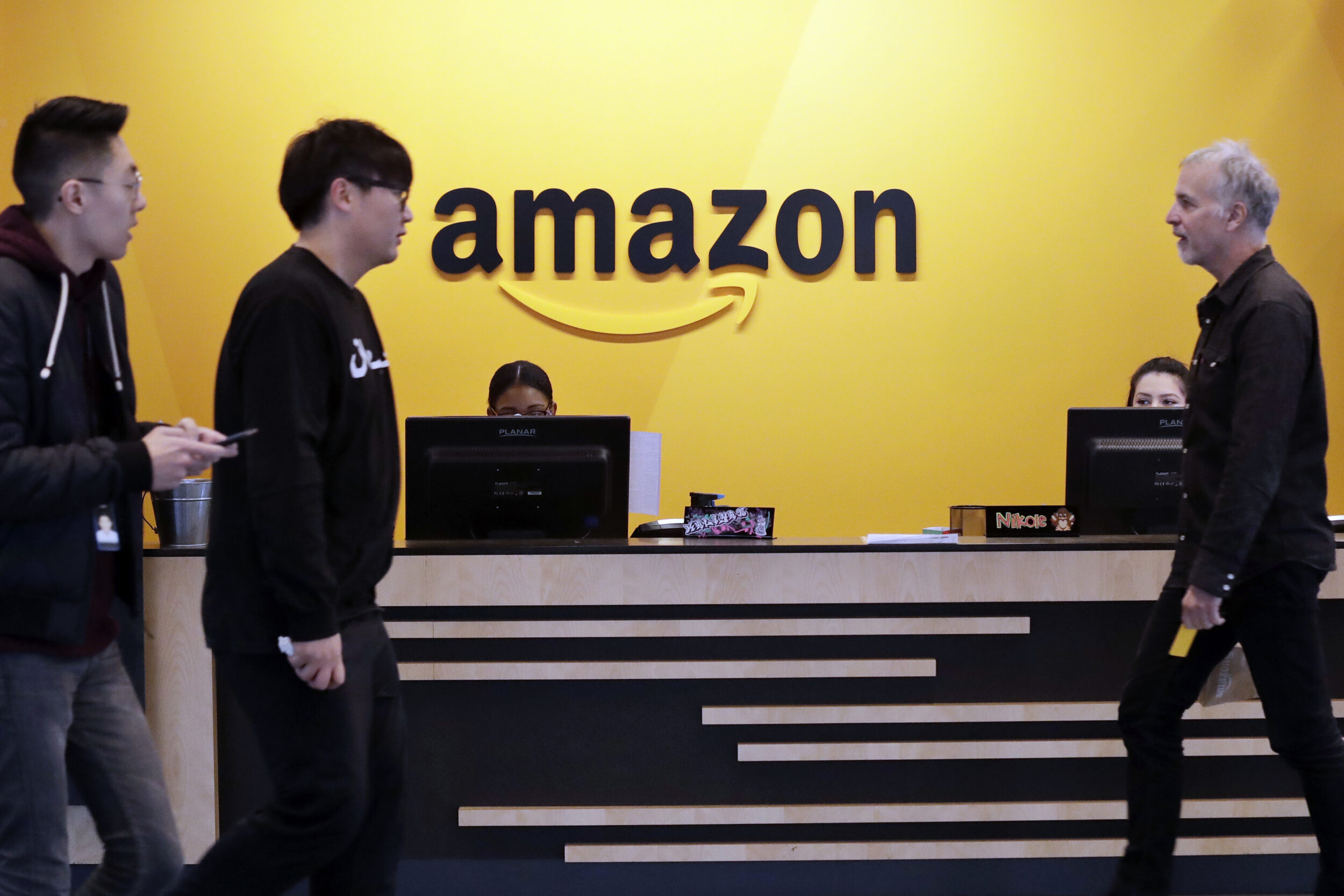 Kinesiska bolag på Amazon: ”Tullarna ett slag utan motstycke”