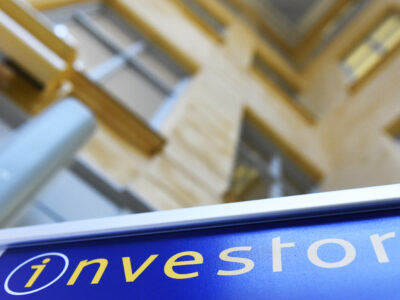 INVESTOR