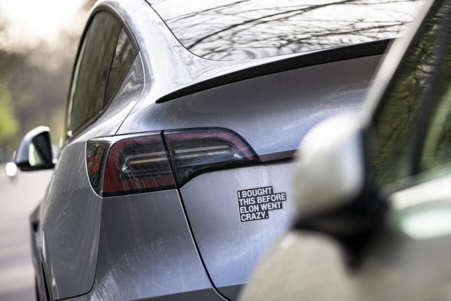 Sämre än väntat från Tesla – aktien steg på Musk-besked - WEB_INRIKES