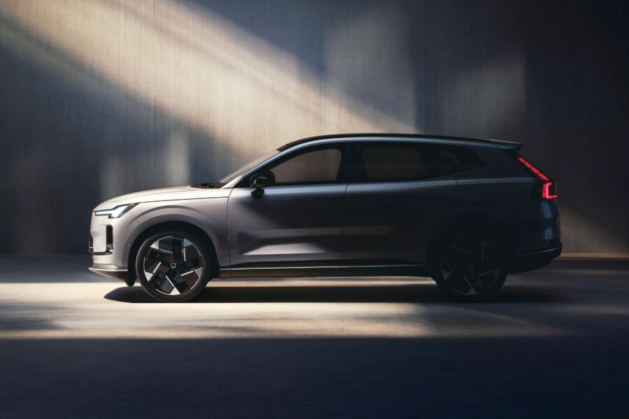 Volvo Cars gör återköp för 400 miljoner - New Volvo XC70
