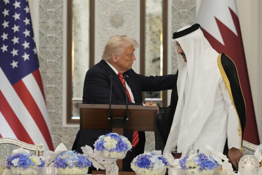 Qatar lägger jätteorder på Boeing-flygplan - Trump Mideast