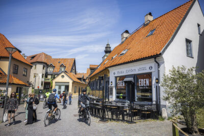 Affärsvärlden, Visby, Fastigheter