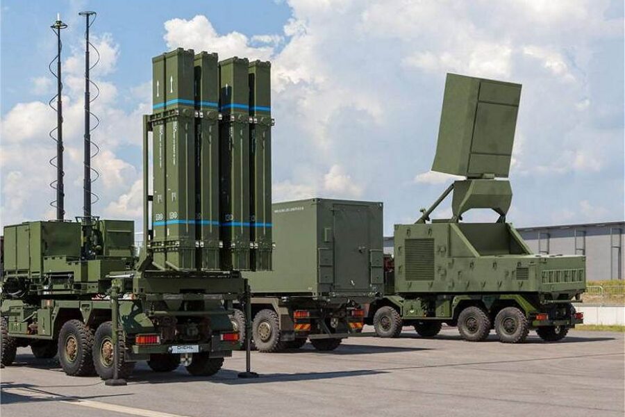 Sverige köper luftvärnssystem för 9 miljarder - IRIS-T_SL_Surface-to-Air_Defense_Missile_System_Germany_Diehl_Defence_925_001