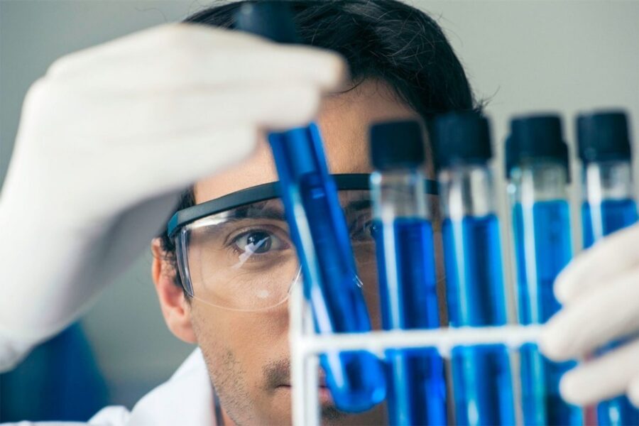 Abbvie köper Capstan Therapeutics för 2,1 miljarder dollar - abbvie-closeup-eyes-tubes-1798×1200
