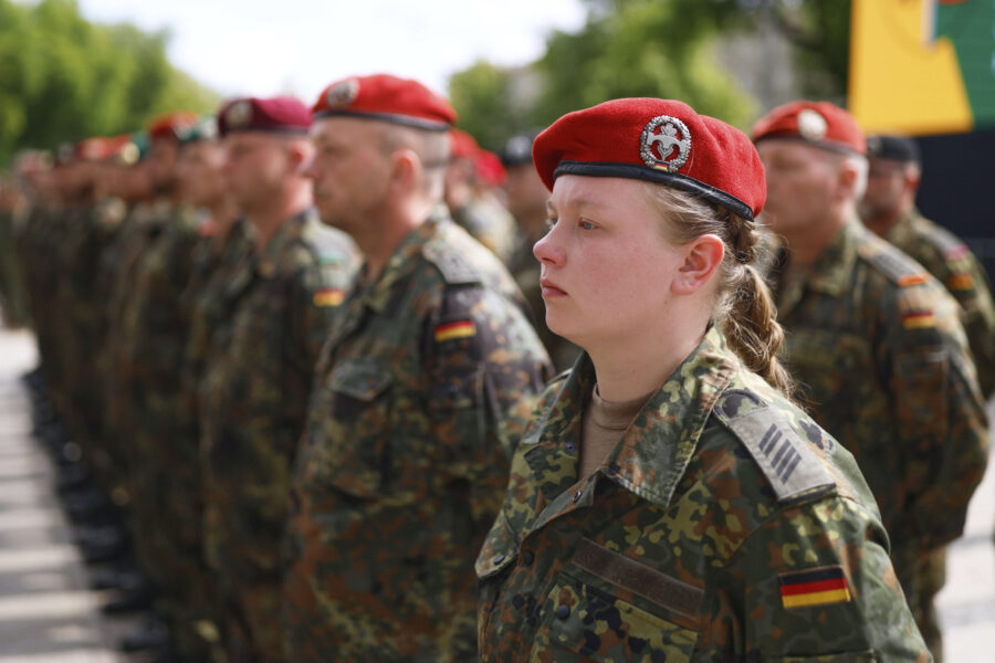 Tyskland kan återinföra värnplikt om frivillighet misslyckas - Lithuania Germany NATO