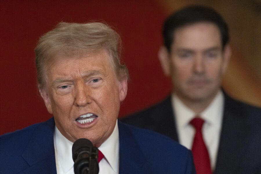 Iran ska ha varnat Trump för terrorceller i USA - Mideast Wars Trump