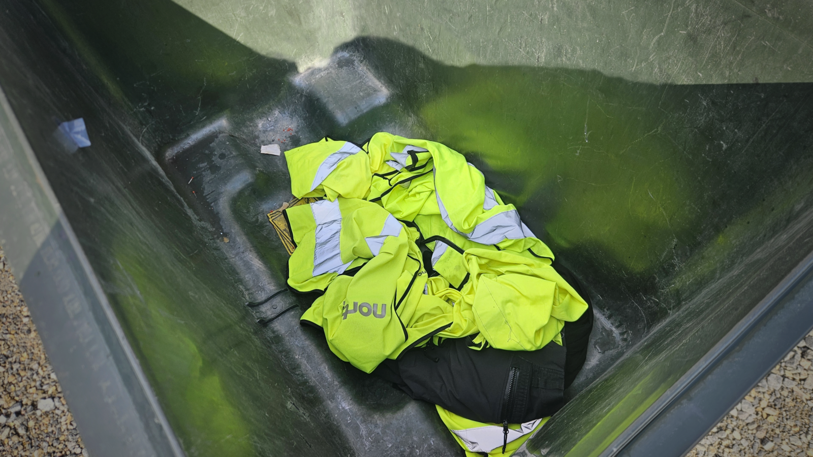 Ur Northvolts aska – Skellefteå mot nya miljardprojekt - Västar i soptunna Northvolt