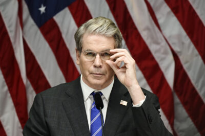 Scott Bessent USA finansminister Stockholm flagga
